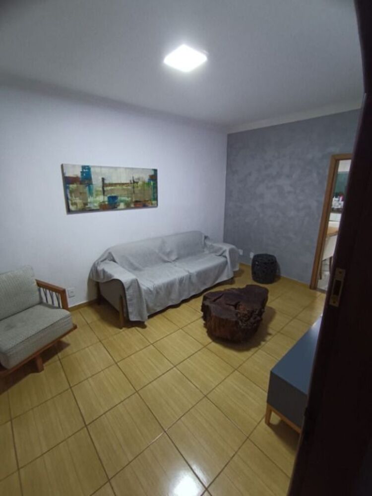Casa à venda com 3 quartos, 180m² - Foto 4