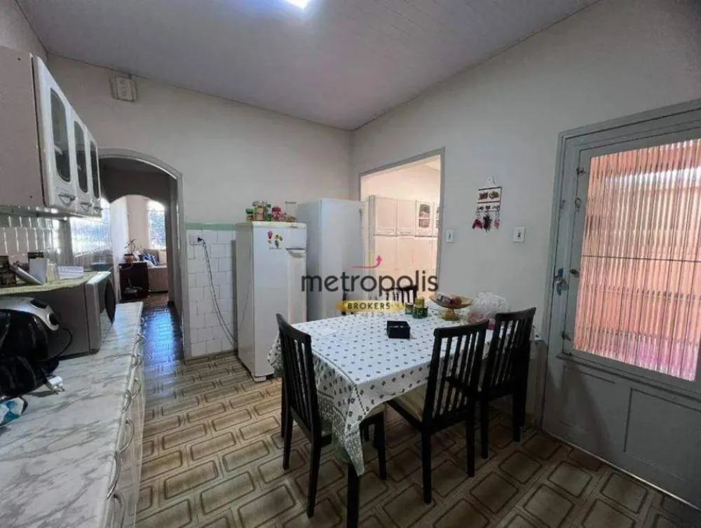 Sobrado, 3 quartos, 194 m² - Foto 2