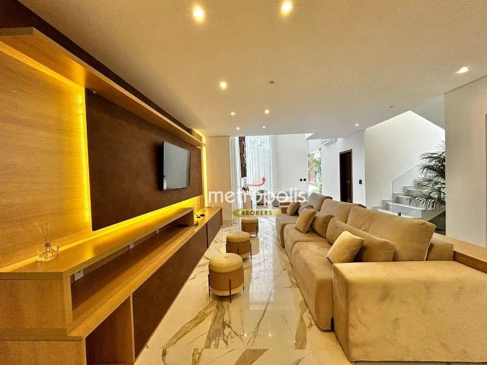 Sobrado, 6 quartos, 607 m² - Foto 1
