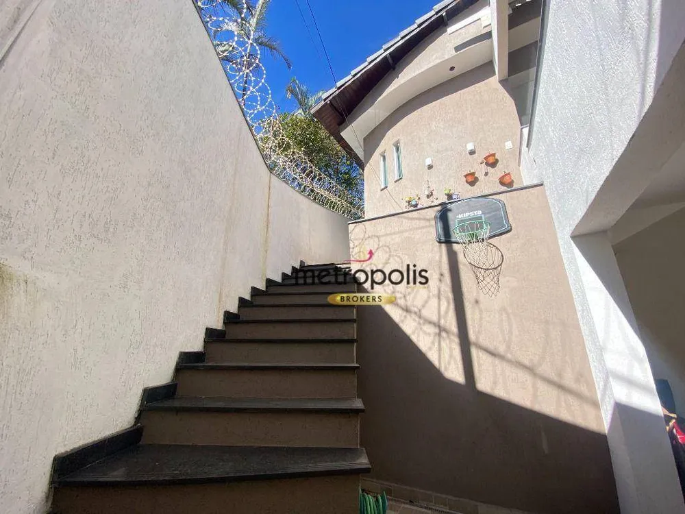 Casa, 3 quartos, 207 m² - Foto 3