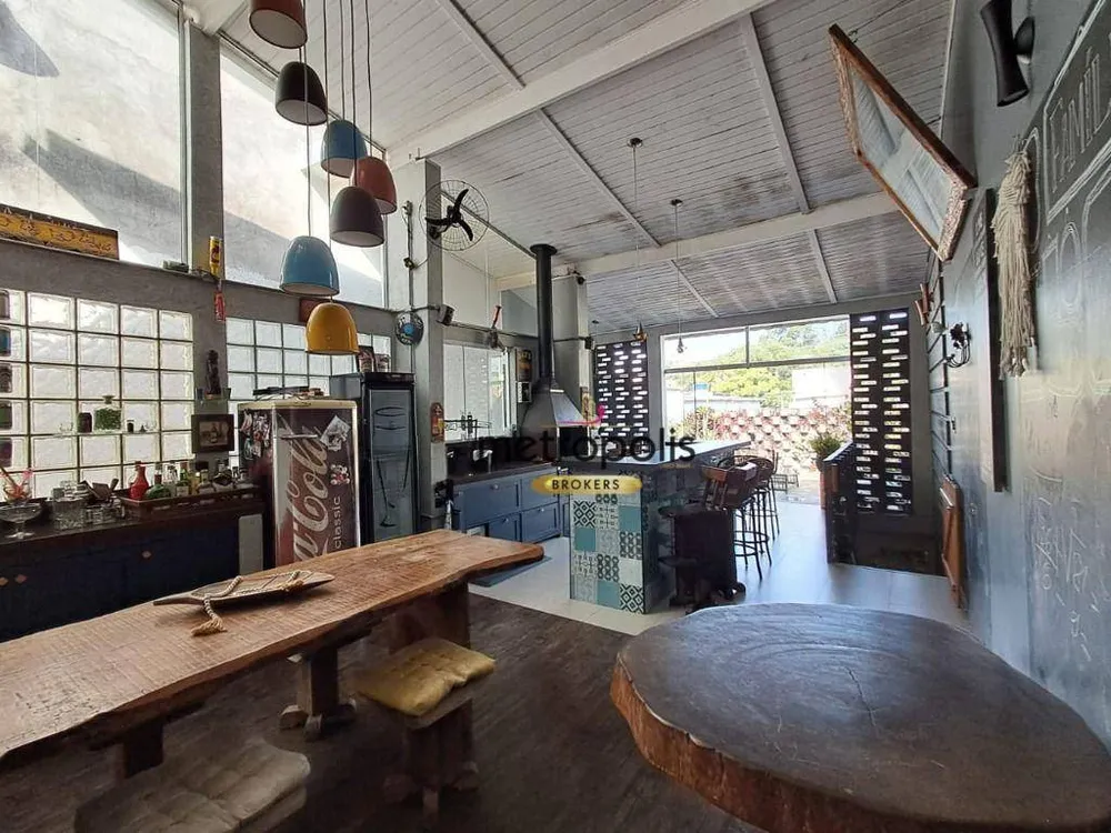 Sobrado, 3 quartos, 270 m² - Foto 6