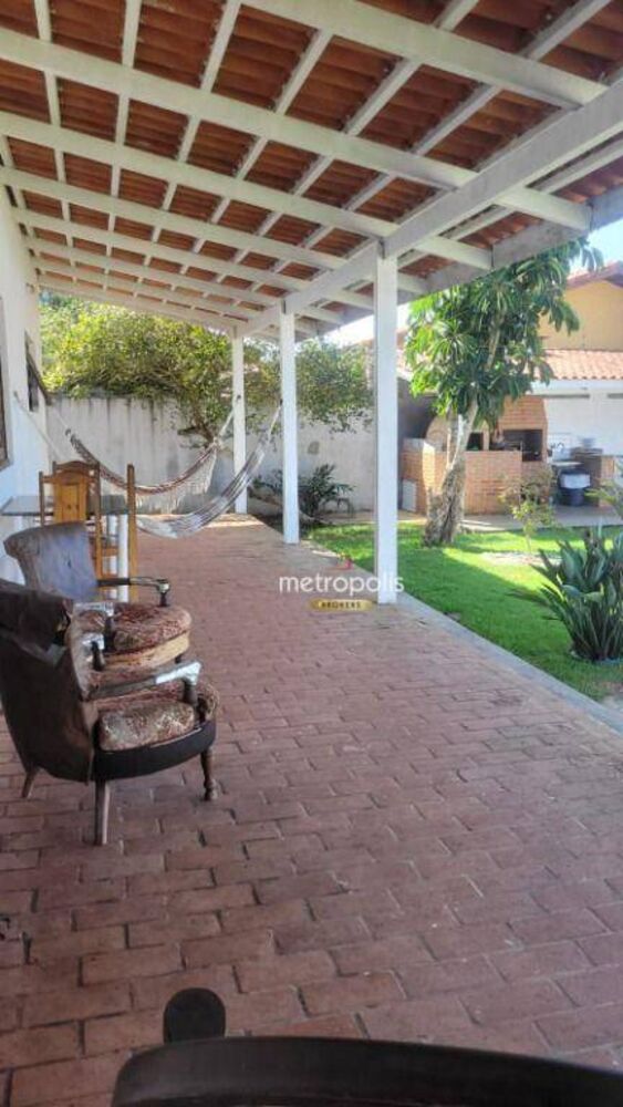 Casa à venda com 4 quartos, 327m² - Foto 2