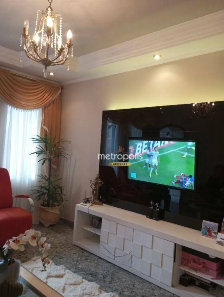Sobrado, 3 quartos, 247 m² - Foto 1