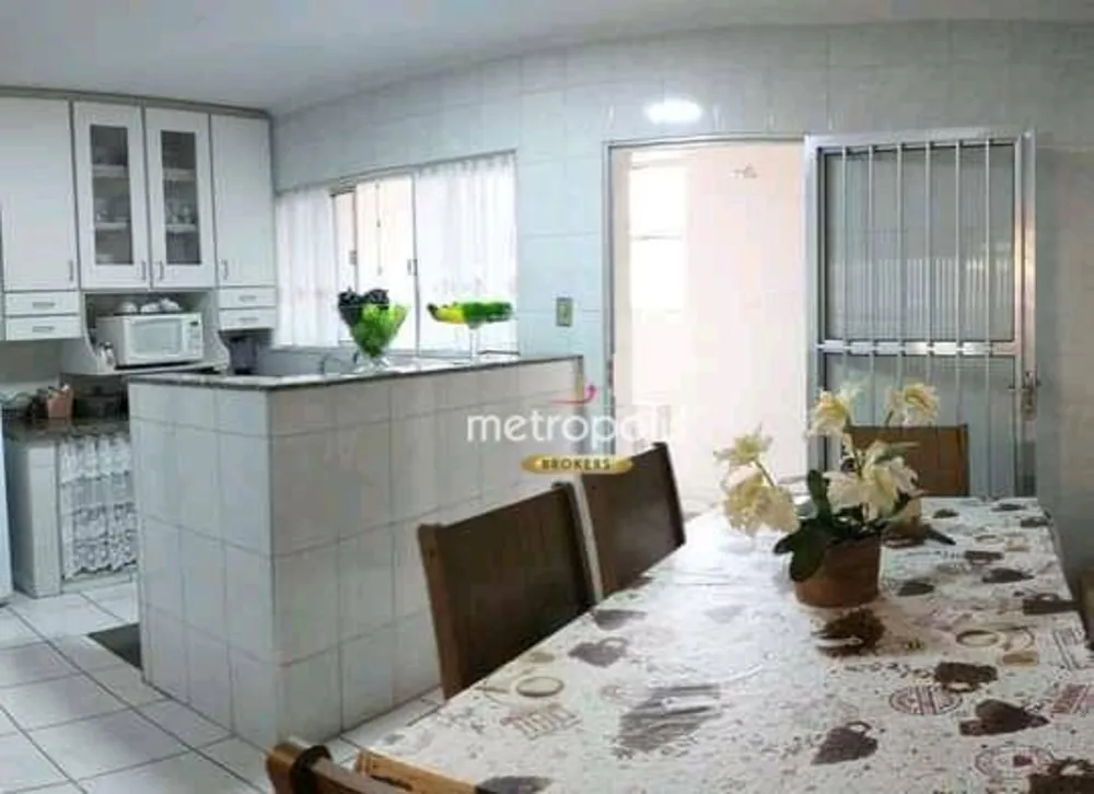 Sobrado, 3 quartos, 208 m² - Foto 2