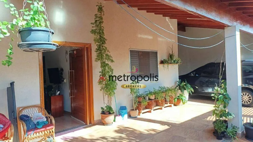 Casa, 3 quartos, 131 m² - Foto 1
