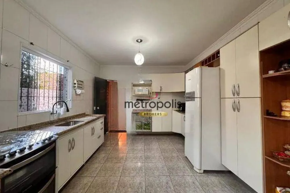 Casa, 3 quartos, 325 m² - Foto 3