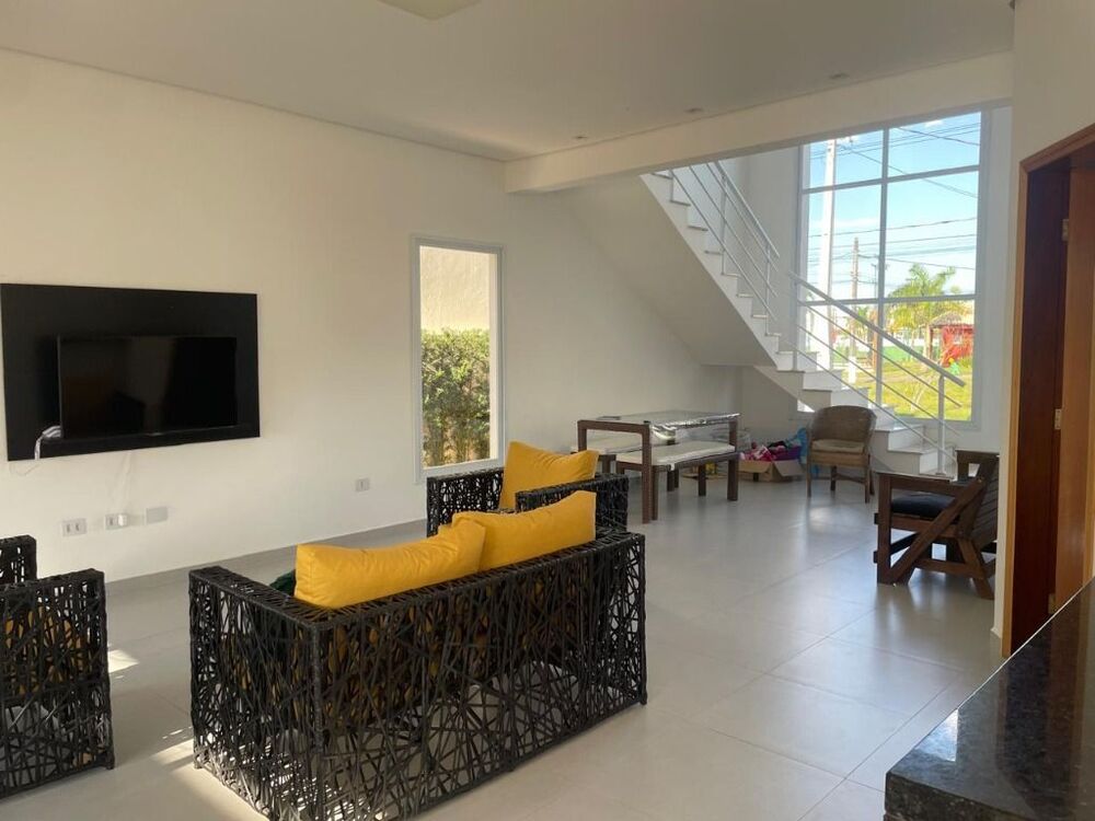 Sobrado, 4 quartos, 253 m² - Foto 1