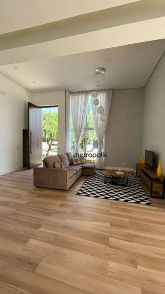 Casa, 3 quartos, 240 m² - Foto 4