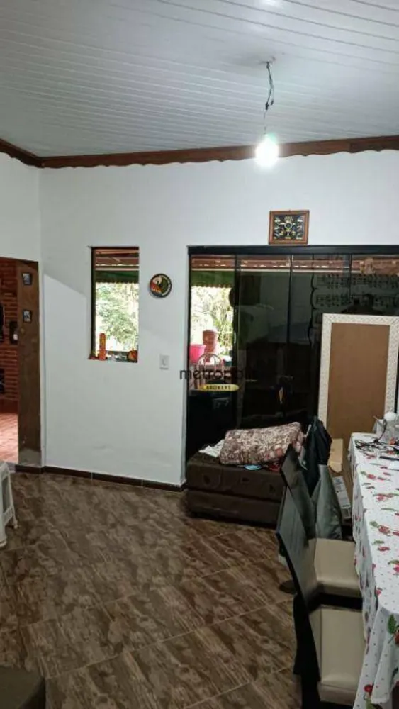 Chácara, 2 quartos, 1128 m² - Foto 1