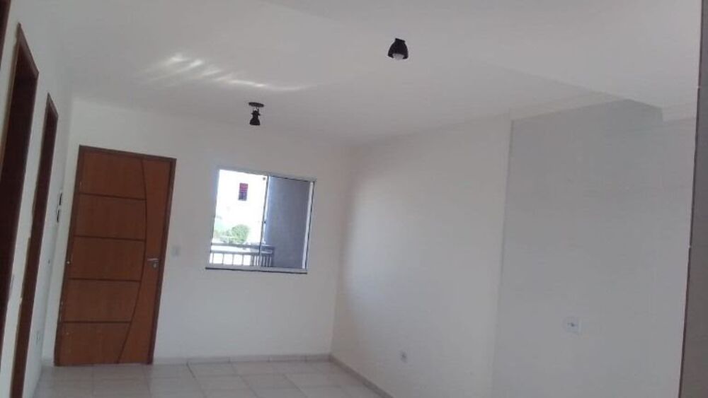 Apartamento à venda com 2 quartos, 42m² - Foto 3