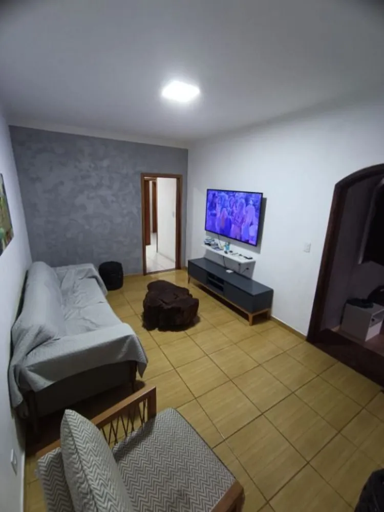 Casa, 3 quartos, 180 m² - Foto 2
