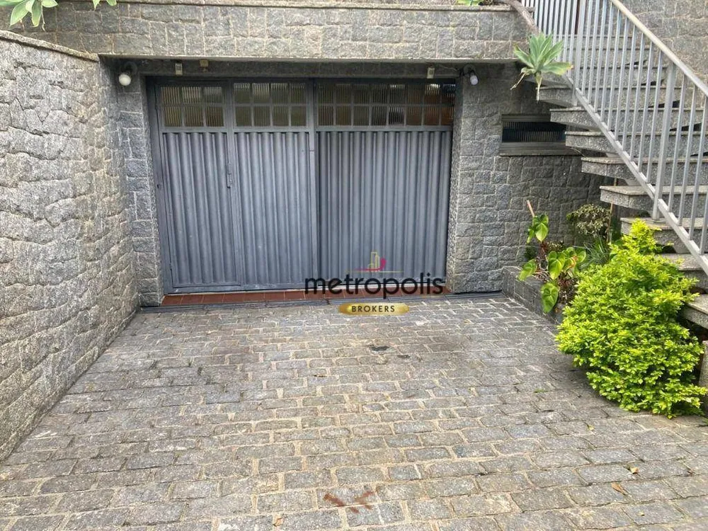 Sobrado, 4 quartos, 226 m² - Foto 1