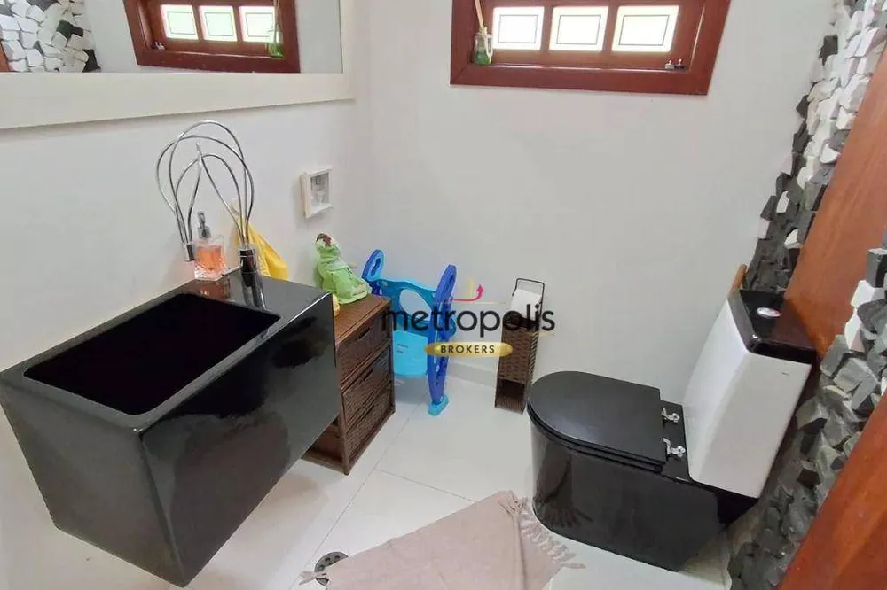 Sobrado, 4 quartos, 250 m² - Foto 1
