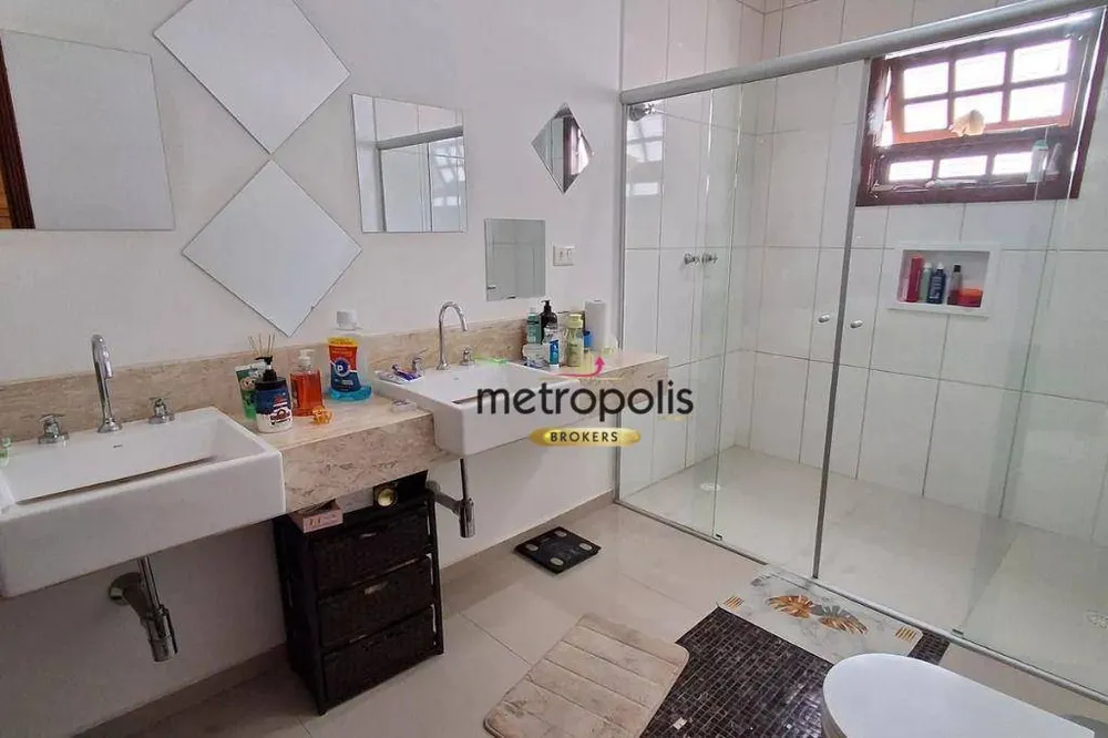 Sobrado, 4 quartos, 250 m² - Foto 2