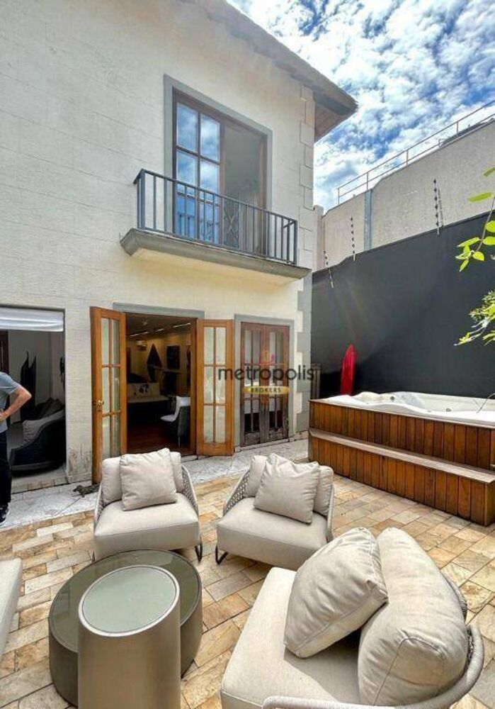 Sobrado, 4 quartos, 600 m² - Foto 1