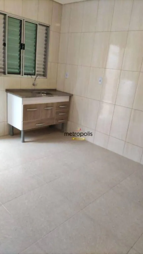 Casa, 1 quarto, 180 m² - Foto 2