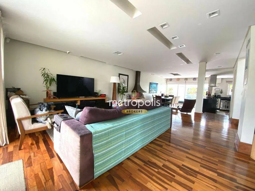 Sobrado, 3 quartos, 380 m² - Foto 1