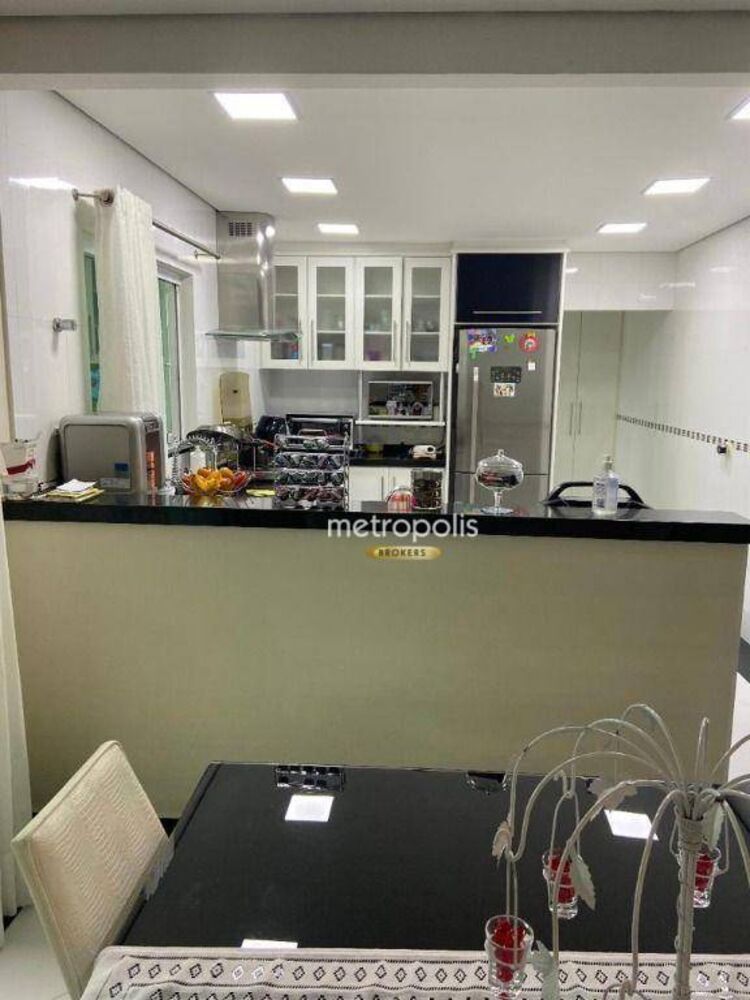 Sobrado, 3 quartos, 480 m² - Foto 2