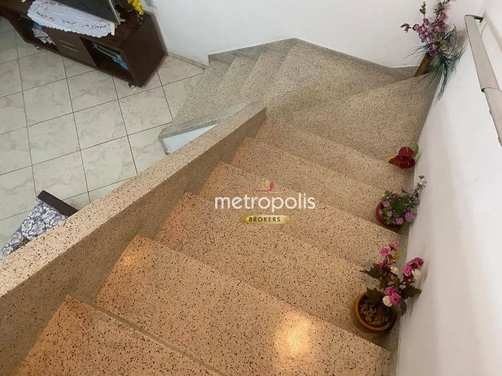 Casa, 3 quartos, 258 m² - Foto 4