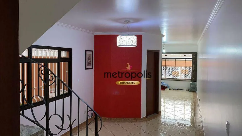 Sobrado, 3 quartos, 215 m² - Foto 1