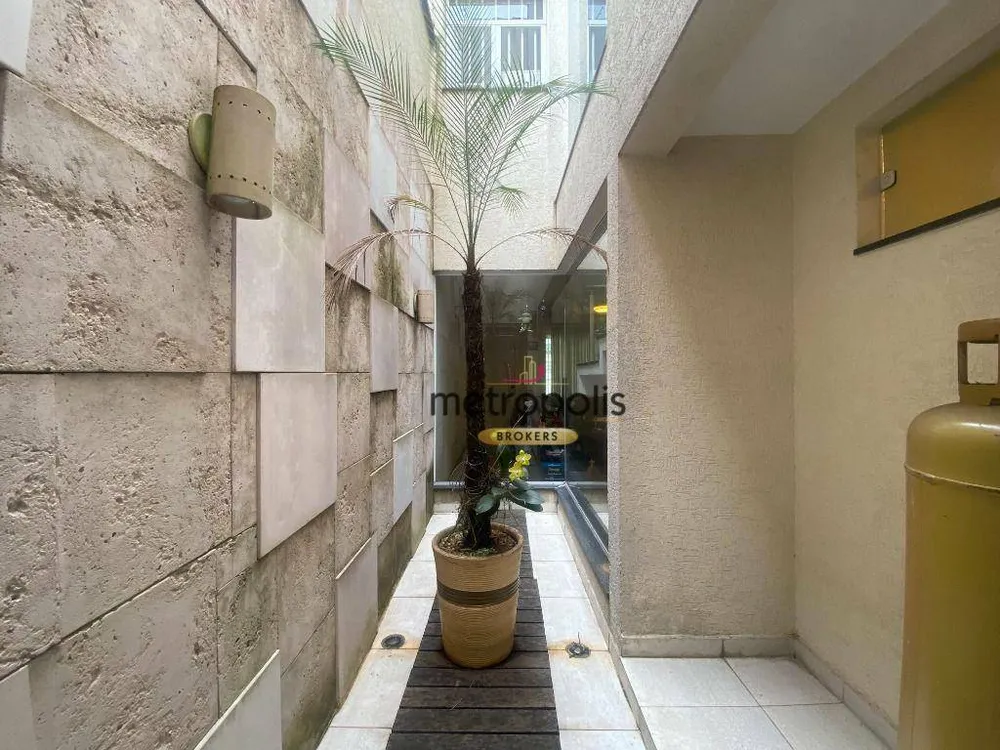 Sobrado, 3 quartos, 197 m² - Foto 2