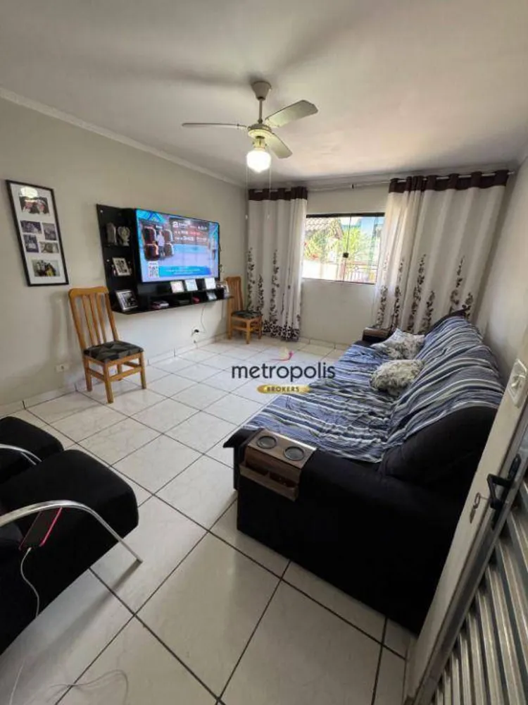 Sobrado, 3 quartos, 228 m² - Foto 2