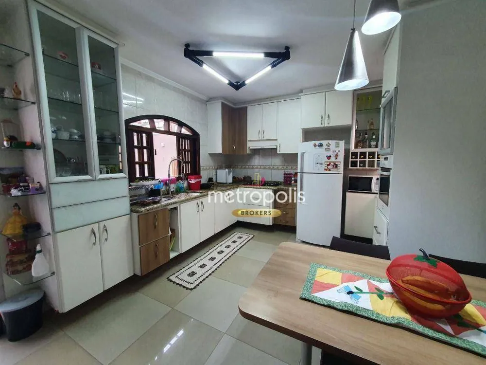 Sobrado, 3 quartos, 215 m² - Foto 3