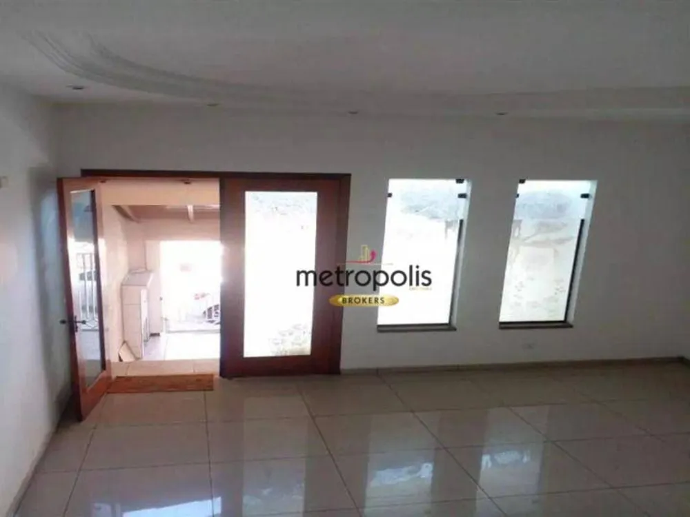 Sobrado, 4 quartos, 211 m² - Foto 2