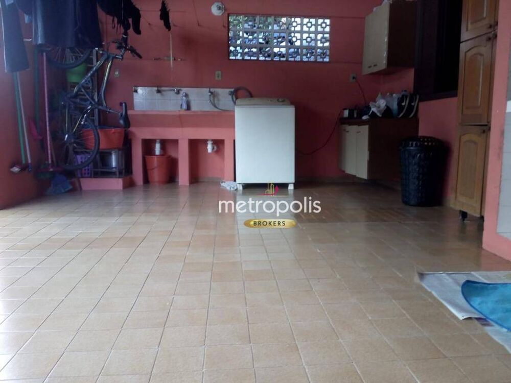 Casa, 4 quartos, 224 m² - Foto 2
