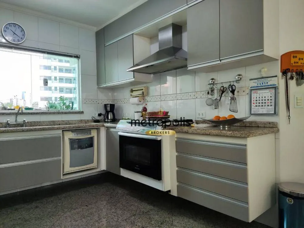 Sobrado, 4 quartos, 288 m² - Foto 1