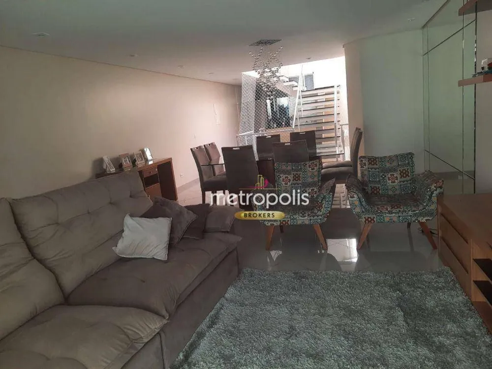 Sobrado, 3 quartos, 221 m² - Foto 2
