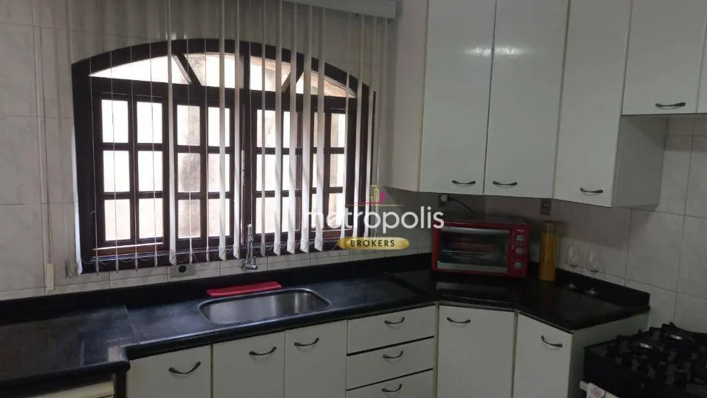 Sobrado, 2 quartos, 233 m² - Foto 2