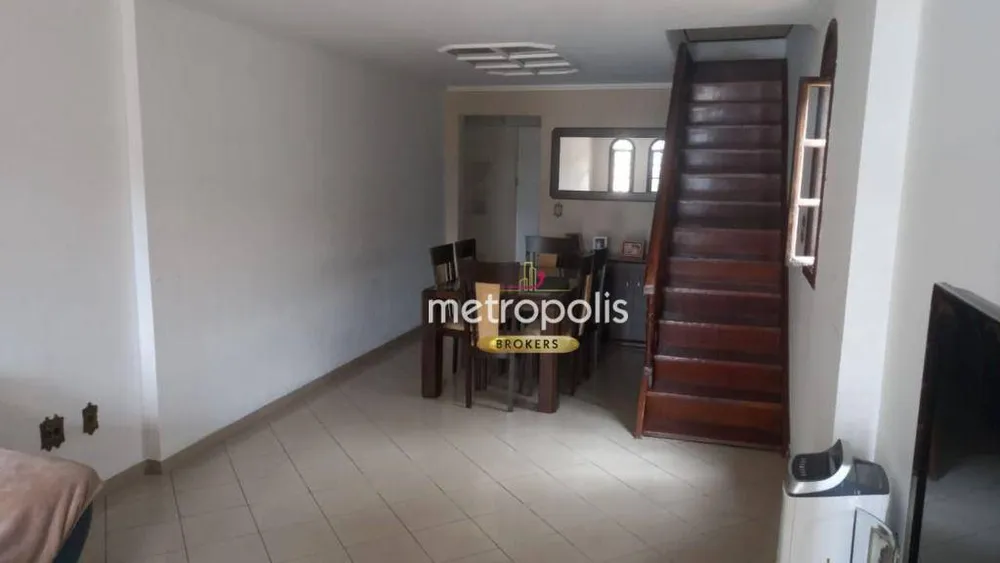 Sobrado, 2 quartos, 233 m² - Foto 2