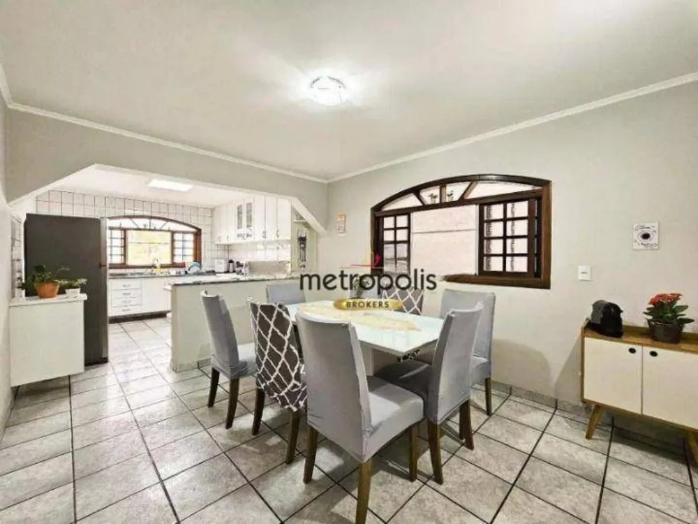 Sobrado, 3 quartos, 288 m² - Foto 2