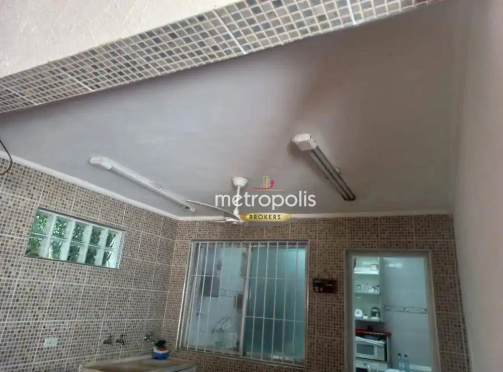 Casa, 3 quartos, 231 m² - Foto 1