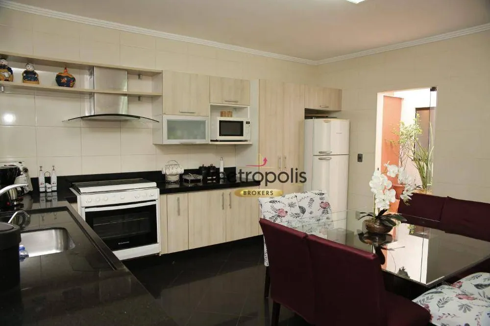 Sobrado, 3 quartos, 250 m² - Foto 5