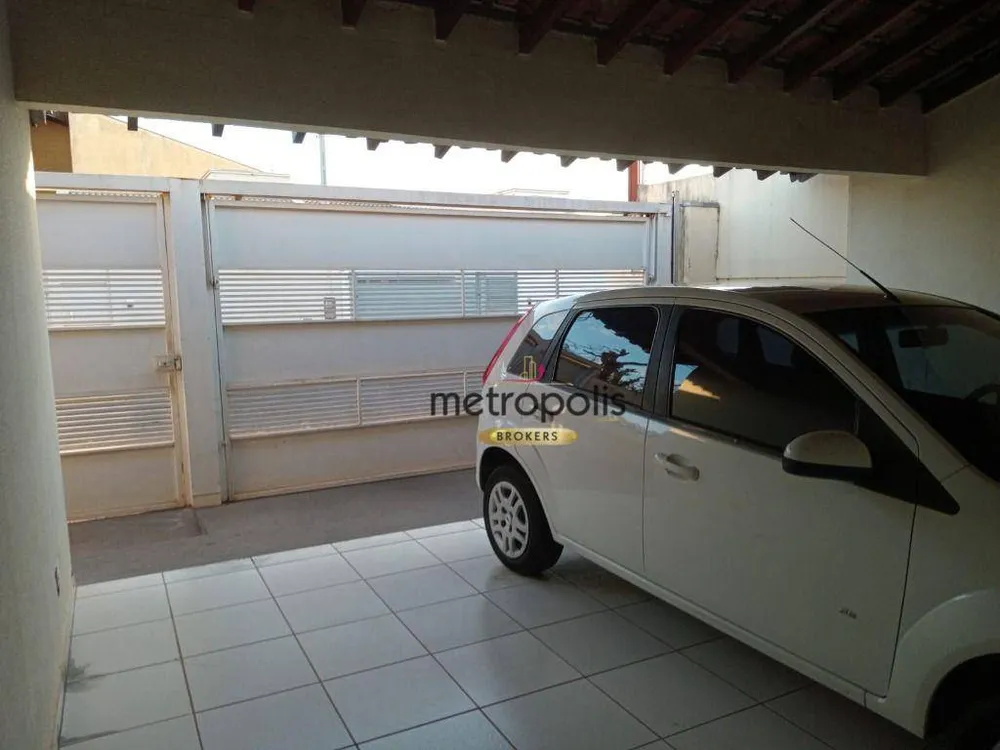Casa, 3 quartos, 240 m² - Foto 12