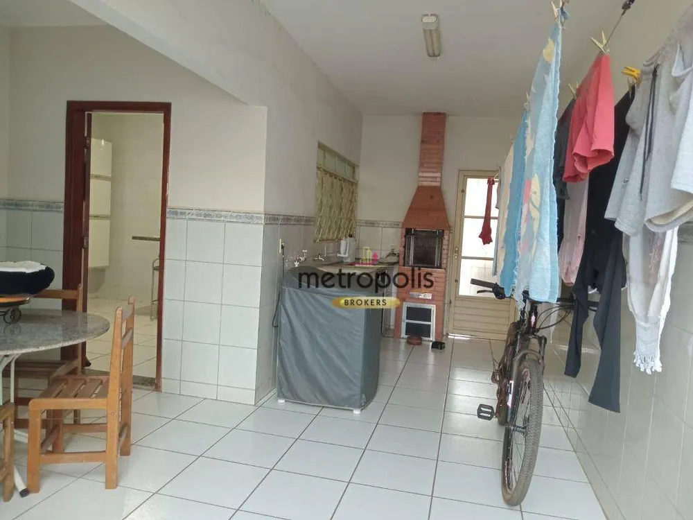 Casa, 3 quartos, 240 m² - Foto 9