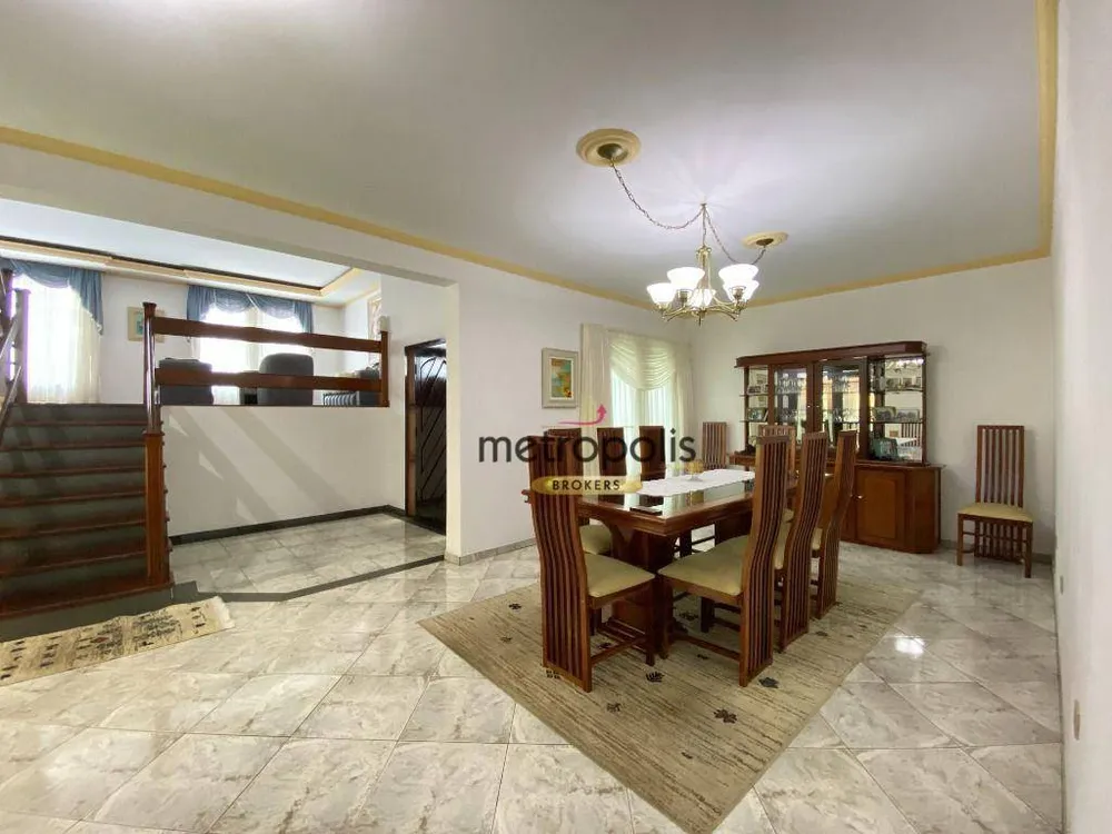 Sobrado, 3 quartos, 460 m² - Foto 1