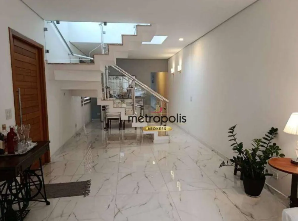 Sobrado, 3 quartos, 250 m² - Foto 1