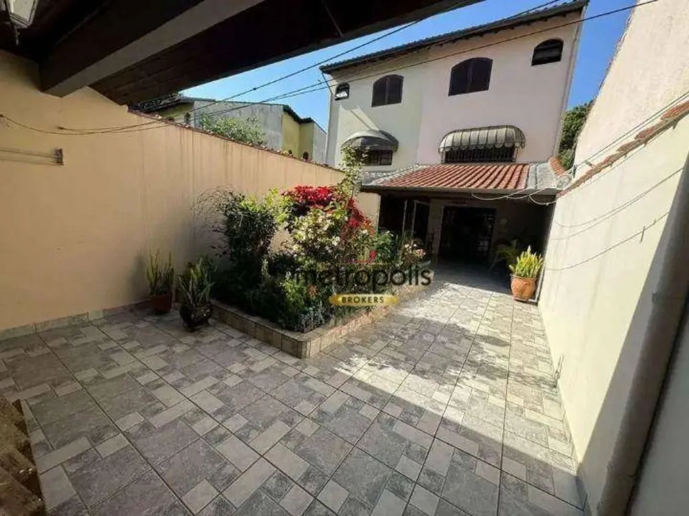 Sobrado, 3 quartos, 314 m² - Foto 1
