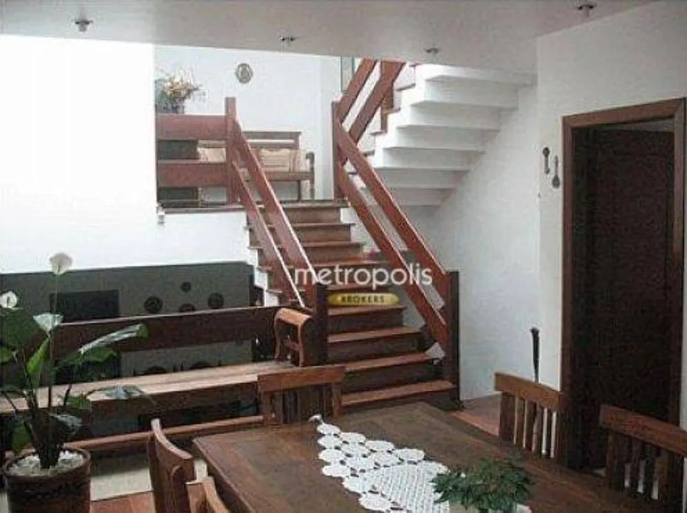 Sobrado, 4 quartos, 360 m² - Foto 1