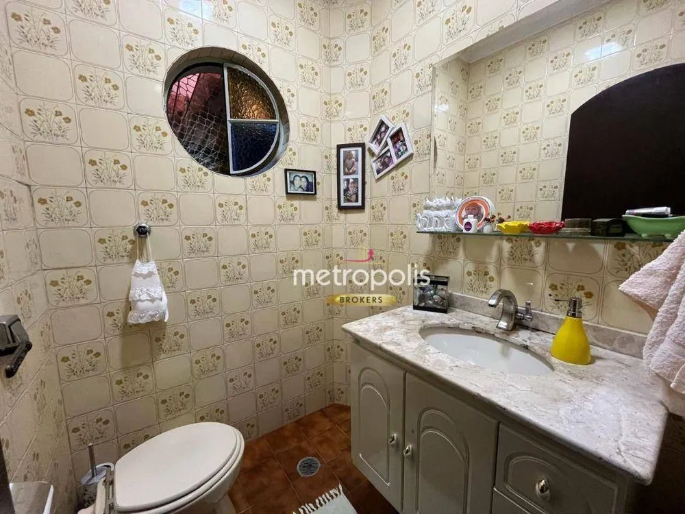 Sobrado, 4 quartos, 215 m² - Foto 2