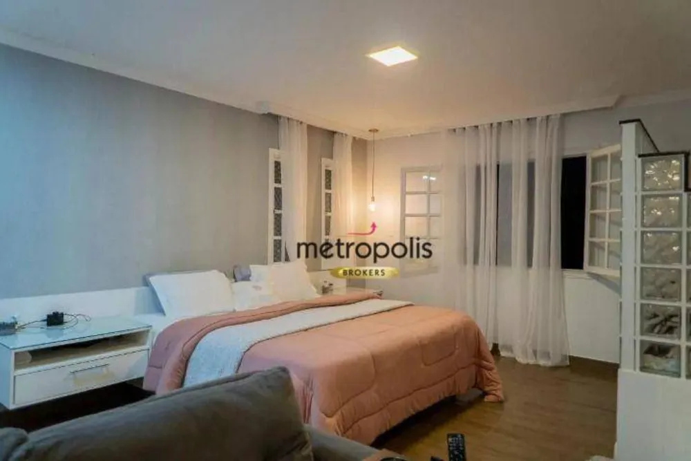 Sobrado, 3 quartos, 204 m² - Foto 1