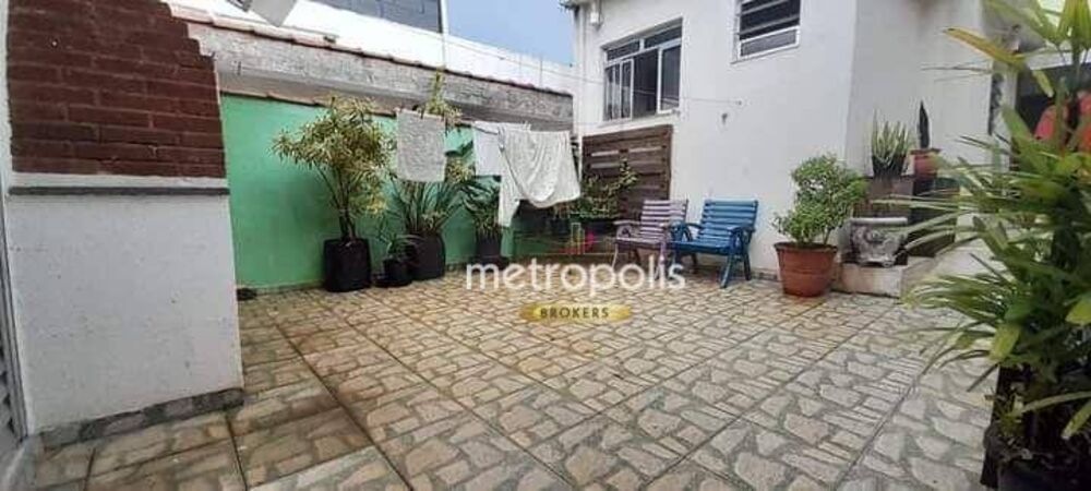 Sobrado à venda com 2 quartos, 250m² - Foto 15