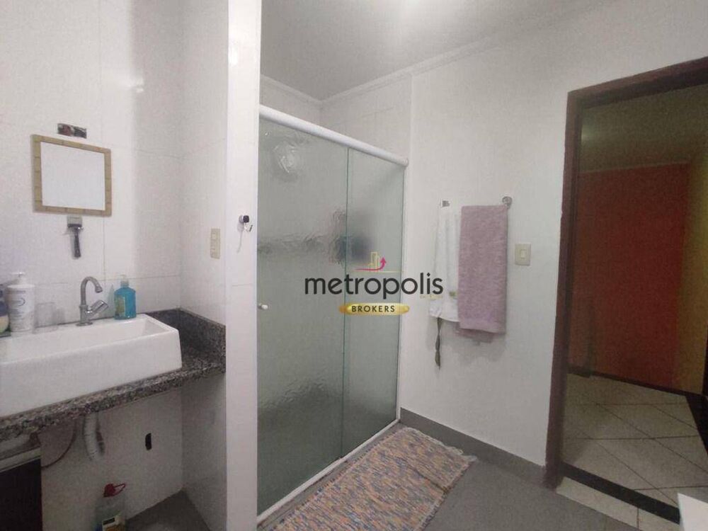 Casa à venda com 3 quartos, 237m² - Foto 11