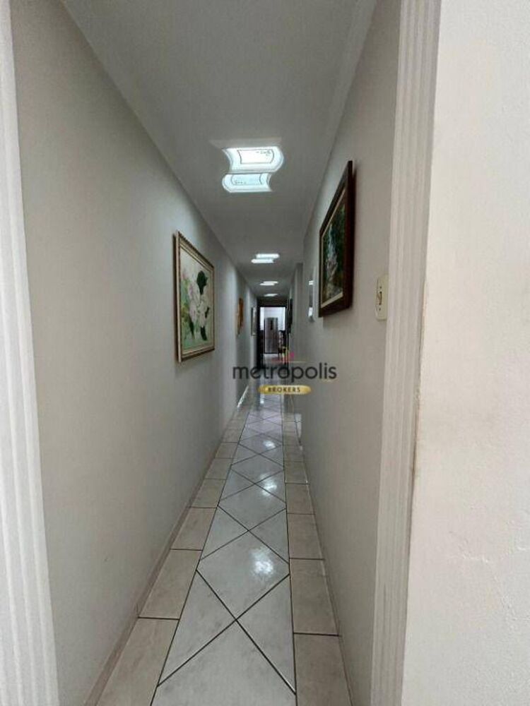 Casa, 5 quartos, 217 m² - Foto 1