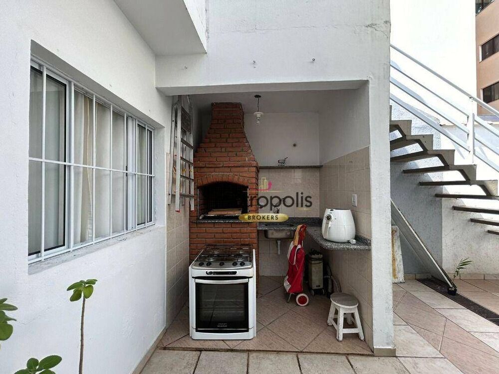 Casa, 5 quartos, 217 m² - Foto 4