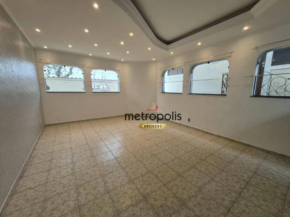 Sobrado, 3 quartos, 319 m² - Foto 2