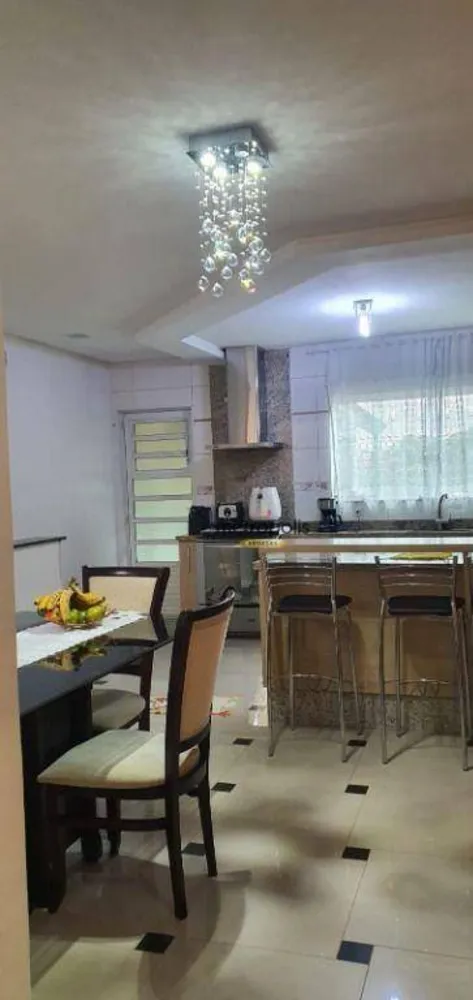 Sobrado, 3 quartos, 218 m² - Foto 6